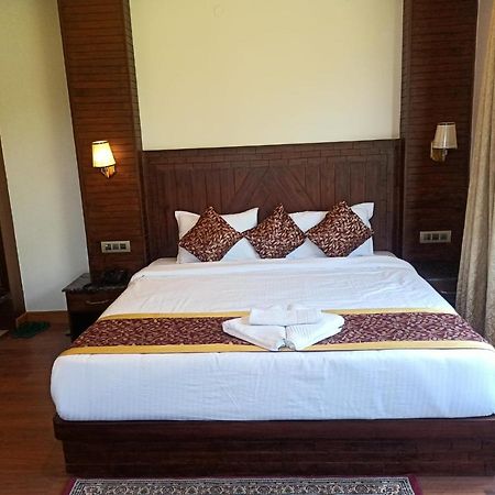 Misty Mountain Manali Hotel Bagian luar foto