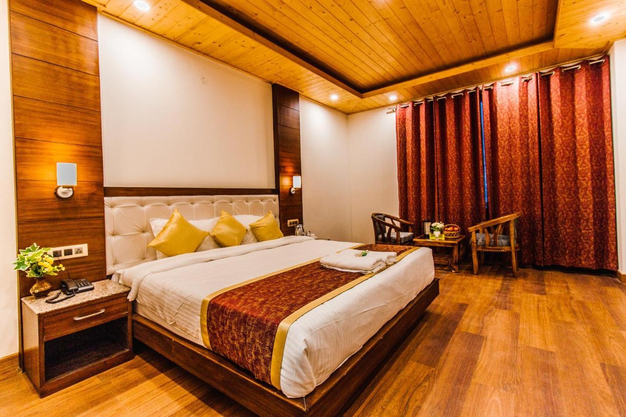 Misty Mountain Manali Hotel Bagian luar foto